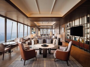 Executive lounge - Four Seasons Hotel Dalian (Dalian)