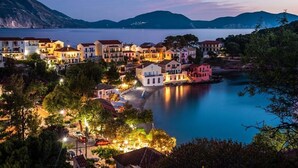 Beach - Niriides Apartments (Kefalonia)