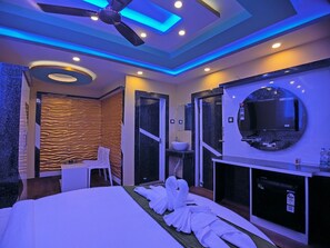 Soundproofing, bed sheets