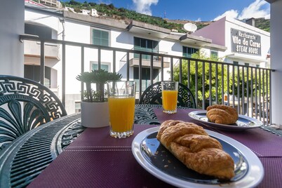 Enjoy Activities in Câmara de Lobos, Like Diving, Fishing and Canoeing