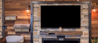 3/2 Family + Pet Friendly home + Washer/Dryer