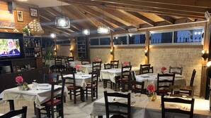 Restaurant - Hotel Salvadore (Vlorë)
