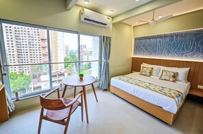 Cozy Studio Suite | Free WiFi - Indie Stays Studios (Mumbai)