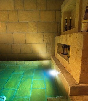 Luxury Suite | Jetted tub - Borgo Bevagna Relais (Manduria)