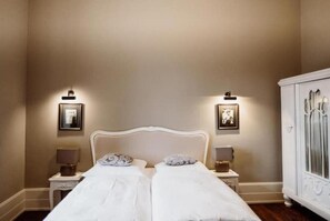 7 chambres, Wi-Fi, draps fournis