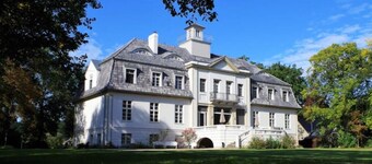 Schloss Selchow - Villa at the lake 1 hour from Berlin center