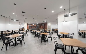 Restaurant - Park Inn by Radisson Makkah Thakher Algharbi (Makkah)