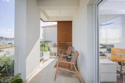 Urban loft next to the beach