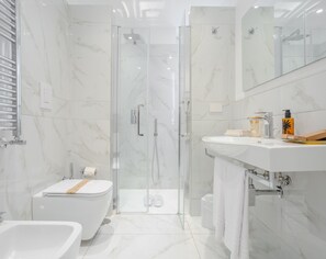Bathroom - La Corte Dei Mille Luxury (Naples)