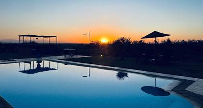 Family villa with swimming pool and a wonderful mountain view