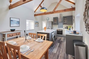 Dining - Host & Stay | The Loft (Berwick-upon-Tweed)