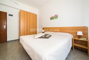 Standard Room, 1 Double Bed | Premium bedding, in-room safe, soundproofing - hotel villa franco (Rimini)