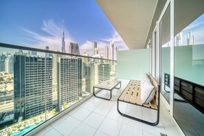 Property grounds - Delightful 1BR at Reva Residences Business Bay by Deluxe Holiday Homes (Dubai)
