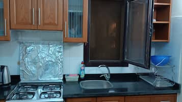 Microwave, oven