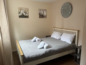 2 habitaciones, espacio para trabajar con laptop y wifi gratis 