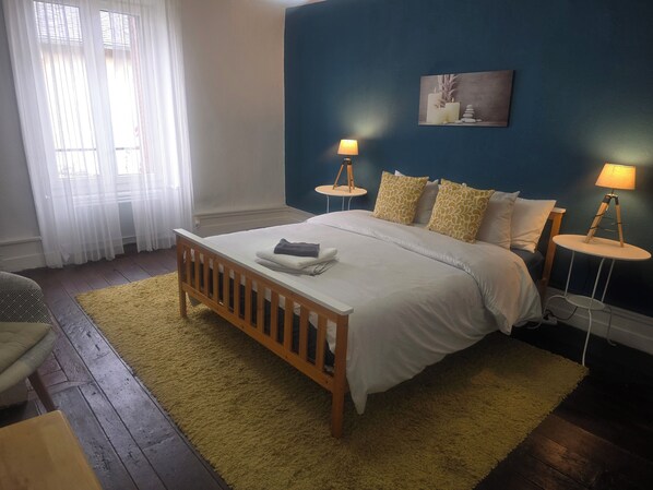 2 habitaciones, wifi gratis y ropa de cama 