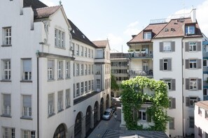 Exterior - Paradeplatz / In Gassen Apartment by Airhome (Zürich)