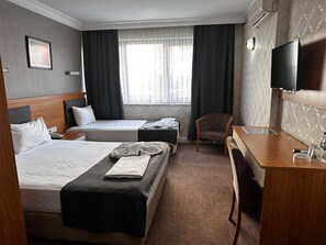 Laptop workspace, free WiFi, bed sheets - BAŞKENT HOTEL (Ankara)