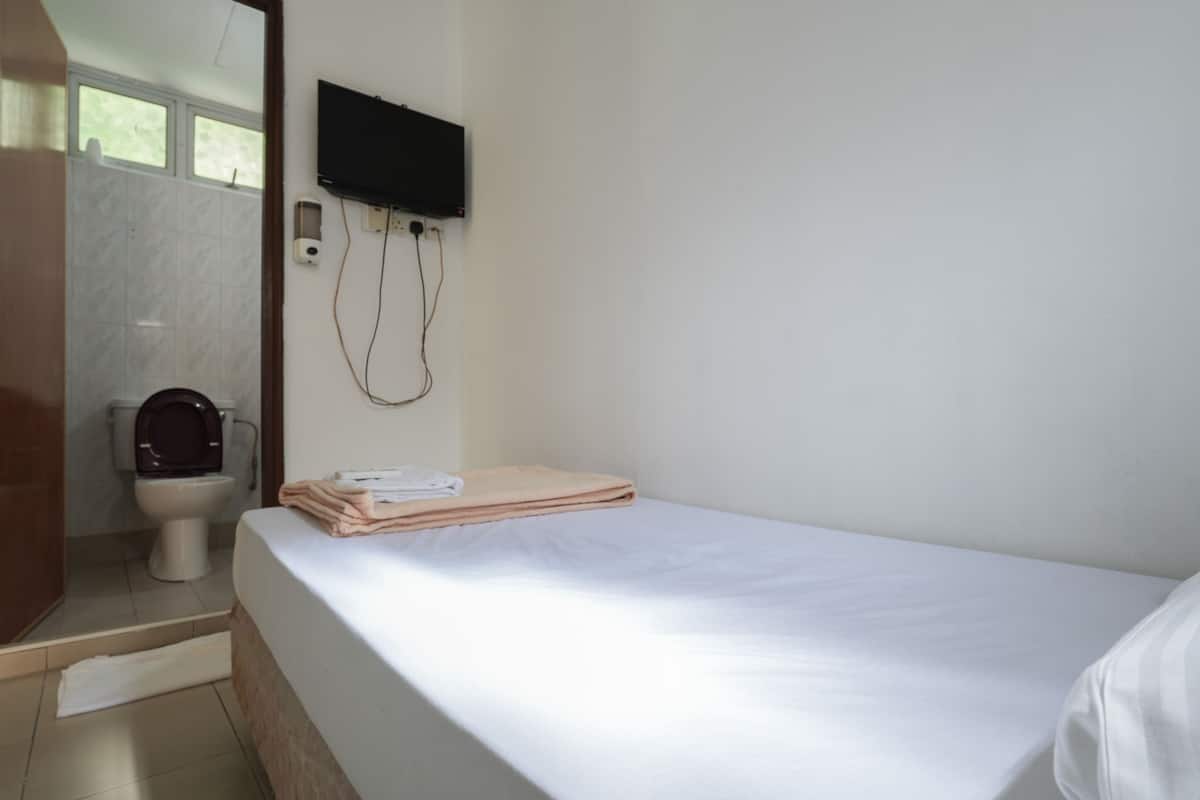 Basic Single Room