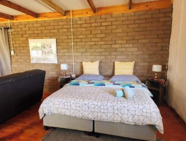 1 bedroom, WiFi, bed sheets