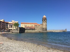 On the beach - Résidence St Vincent (Collioure)