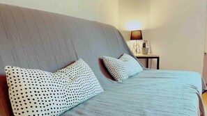 Iron/ironing board, travel crib, WiFi, bed sheets