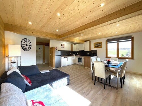 Gite Spacieux, Cosy, Tout Confort au Pied des Pistes