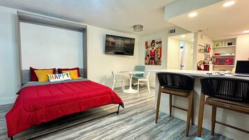 1 bedroom, iron/ironing board, free WiFi, bed sheets