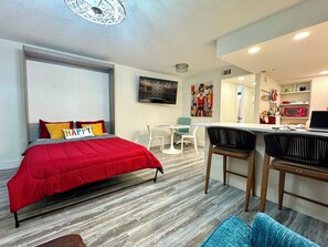 1 bedroom, iron/ironing board, free WiFi, bed sheets