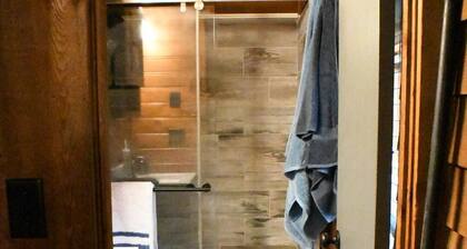 Mountain View Cabin - Best Night's Sleep at Greek Peak!