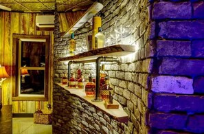 Bar (in der Unterkunft)
