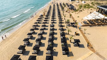 Beach nearby, beach towels