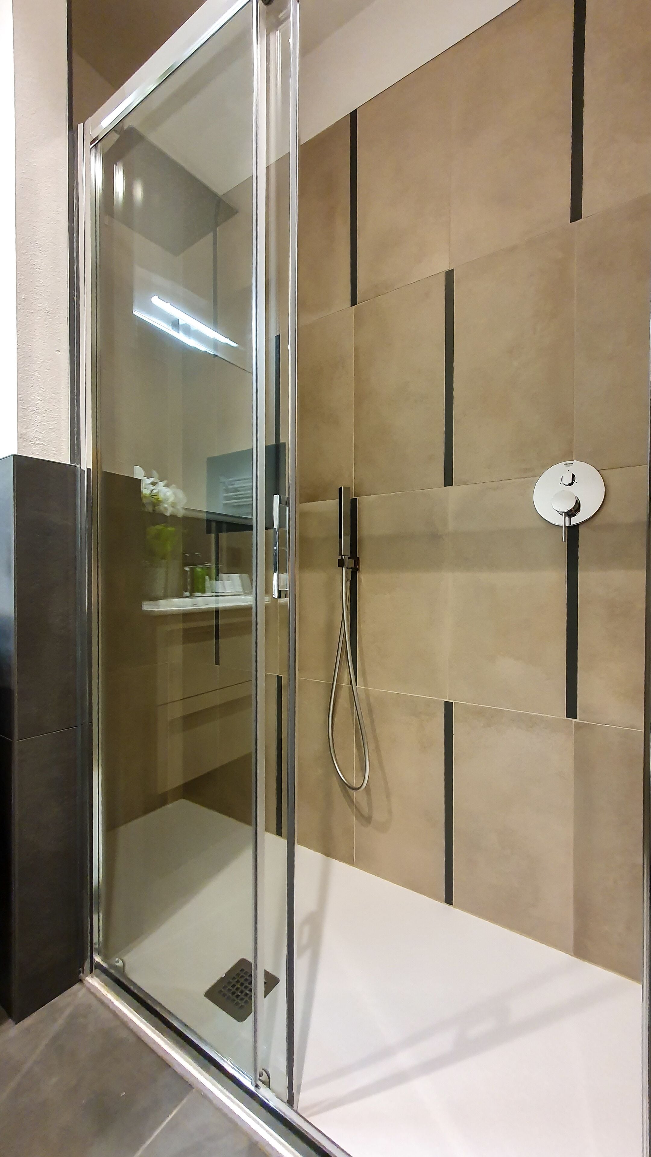 Family Quadruple Room | Bathroom
