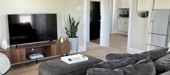 Beautiful & Comfortable One Bedroom /One Bathroom