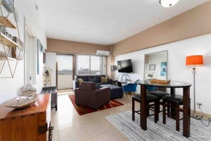 テレビ、ステレオ