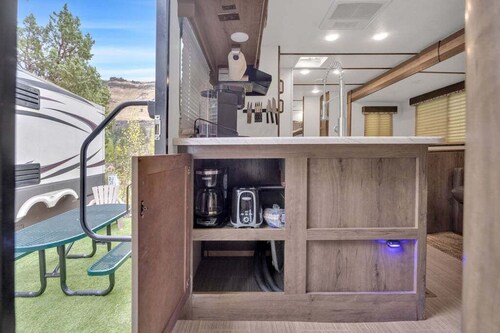 RV Rental D21- Keystone Passport 32ft