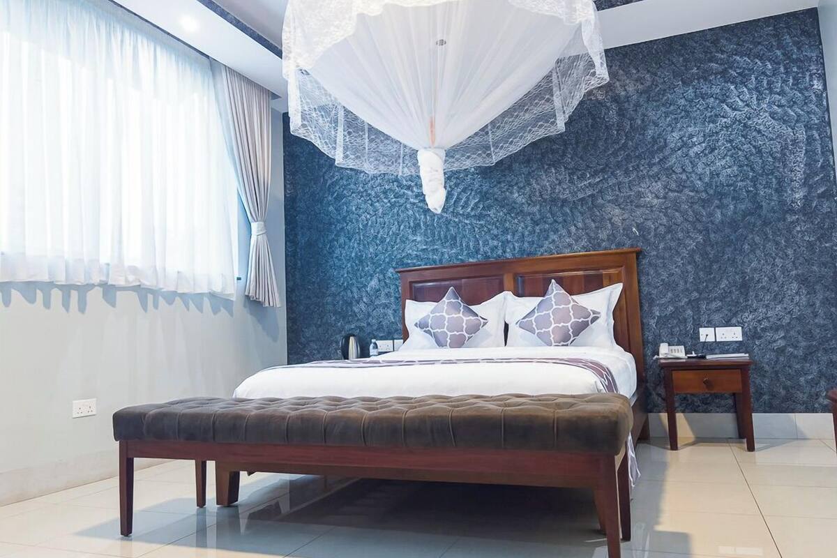 Quarto casal luxo | 1 quarto, Wi-Fi de cortesia