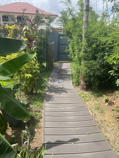 T2 Calme à Remire-montjoly