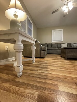 スマートテレビ、暖炉