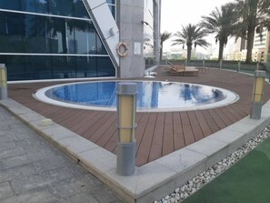 Outdoor pool - SuperHost - Family 3BR Apartment With Sp (Dubai)