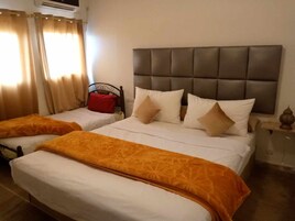 Habitación estándar con 1 cama doble o 2 individuales