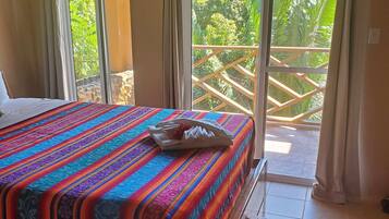 2 chambres, bureau, fer et planche à repasser, Wi-Fi gratuit