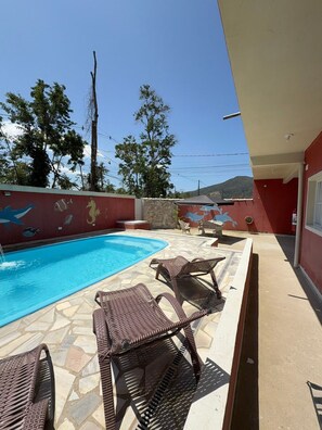 Outdoor pool - Pousada Suites Imperio na Maranduba (Ubatuba)