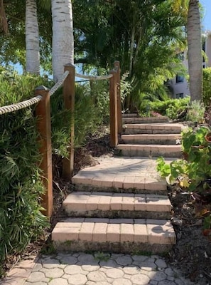 Property grounds - Cozy, spacious seaside condo in Ocean Village! (Fort Pierce)