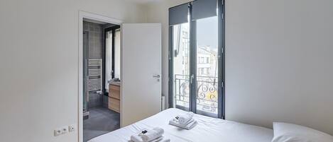 1 bedroom, iron/ironing board, travel cot, free WiFi