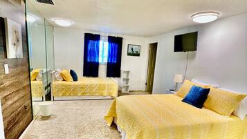 4 habitaciones, tabla de planchar con plancha, wifi y ropa de cama