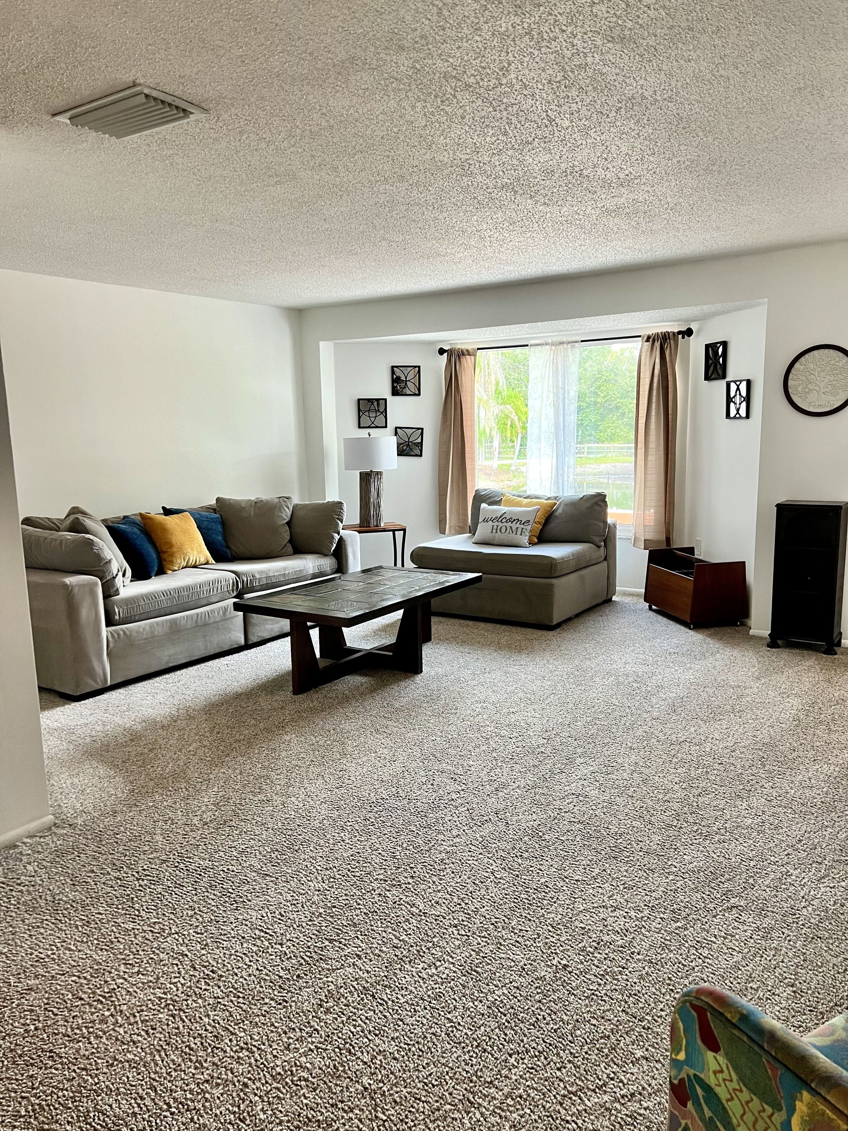 智能電視、壁爐