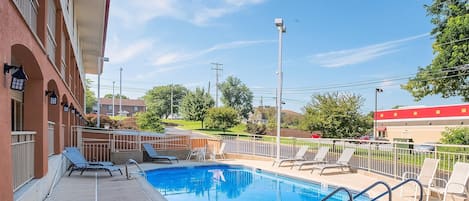 Seasonal outdoor pool
