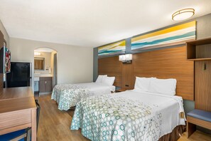 Caja de seguridad en la habitación y escritorio 