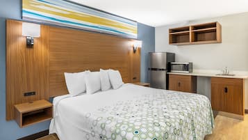 In-room safe, desk, laptop workspace, blackout drapes